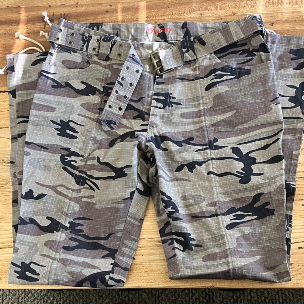 Destiny ladies, camouflage pants